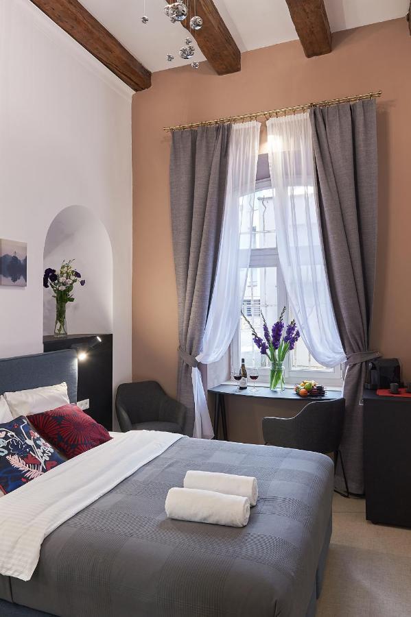 7 Heaven Elegant Rooms Krakow Old Town المظهر الخارجي الصورة